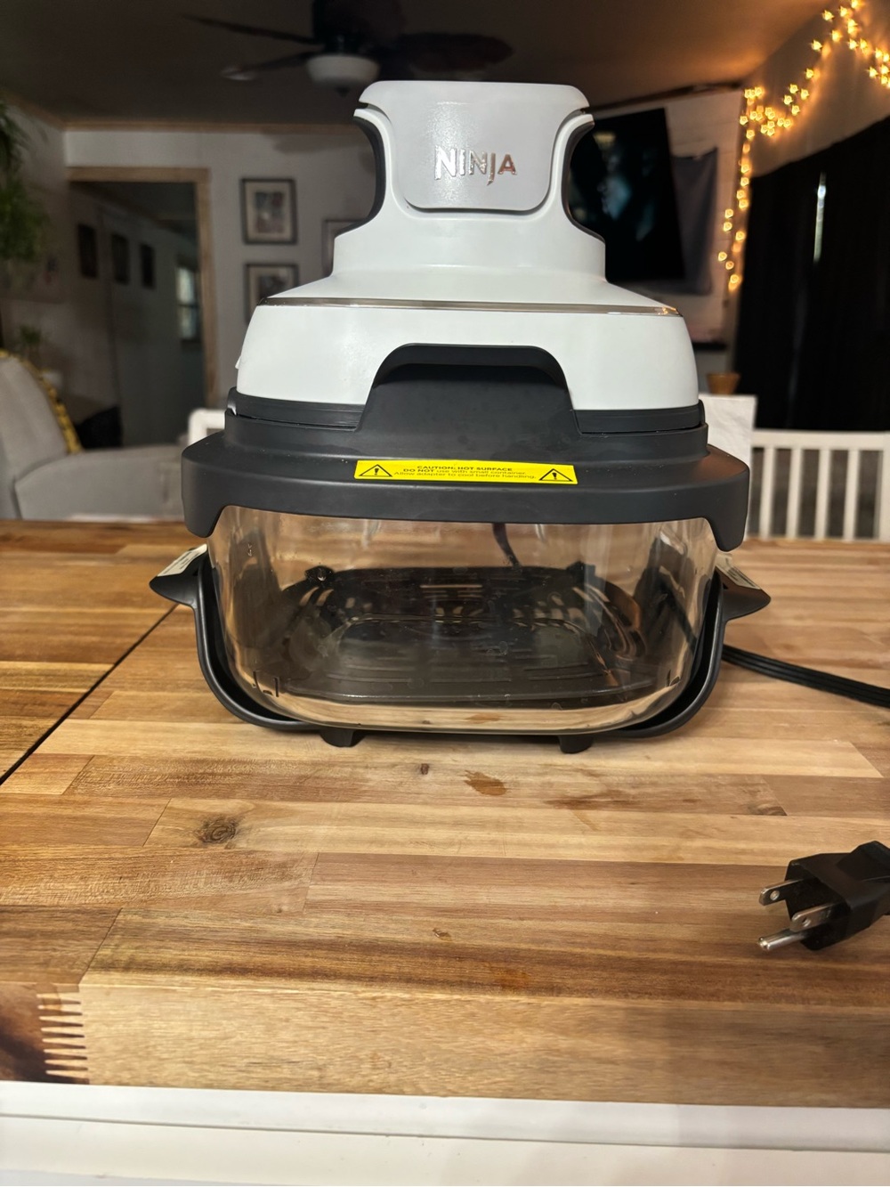 Ninja Crispi White and Black Glass Countertop Air Fryer Oven